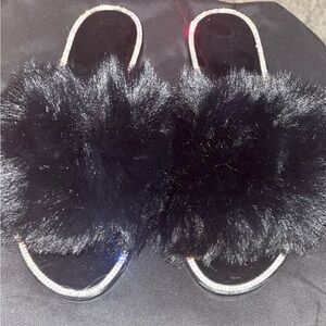 Fluffy diamond sandals